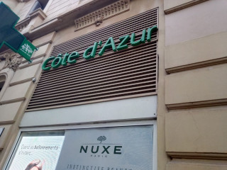 ALUACERO-Rejilla ventilación en Niza (FRANCIA)