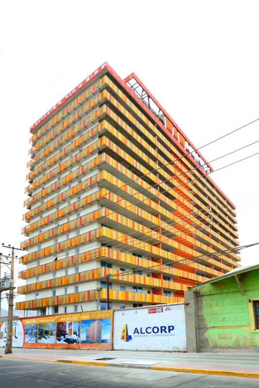 Fachada de edificio residencial en Copiapó, Chile